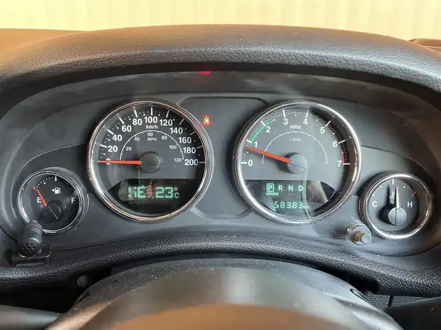 クライスラー・ジープ ジープ ラングラー アンリミテッド スポーツ 愛知県 2018(平30)年 5.9万km ブライトホワイト 社外9インチナビ/TV/DVD再生/Bluetooth/バックカメラ/サイドカメラ/ETCキーレス/クルーズコントロール/MTモード付AT/サイドステップ/ヒーテッドドアミラー/ダウンヒルアシストコントロール/ステアリングスイッチ