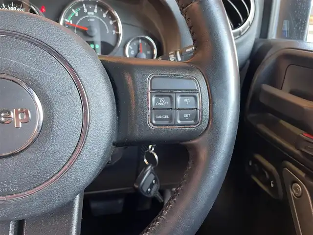 クライスラー・ジープ ジープ ラングラー アンリミテッド スポーツ 愛知県 2018(平30)年 5.9万km ブライトホワイト 社外9インチナビ/TV/DVD再生/Bluetooth/バックカメラ/サイドカメラ/ETCキーレス/クルーズコントロール/MTモード付AT/サイドステップ/ヒーテッドドアミラー/ダウンヒルアシストコントロール/ステアリングスイッチ