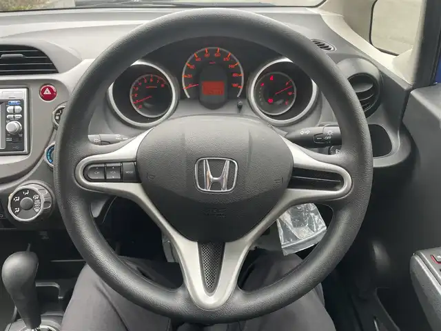 ホンダ フィット G 神奈川県 2011(平23)年 3.3万km 青