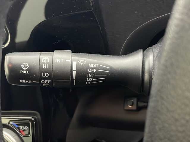 トヨタ アクア S スタイルブラック 秋田県 2020(令2)年 6万km ブラックマイカ 寒冷地仕様　/トヨタセーフティセンス/社外メモリナビ/　　CD/DVD/BT/フルセグTV　/パノラミックビューモニター　/LEDオートライト　/前席シートヒーター　/社外15インチアルミホイール　/ステアリングスイッチ　/横滑り防止装置　/オートマチックハイビーム/電動格納ミラー/スマートキー