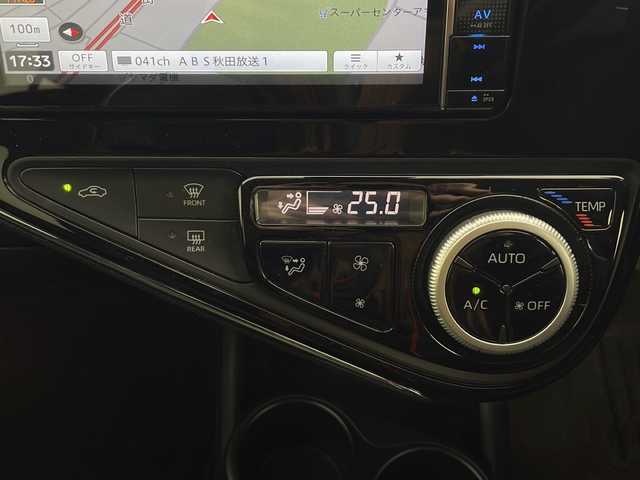 トヨタ アクア S スタイルブラック 秋田県 2020(令2)年 6万km ブラックマイカ 寒冷地仕様　/トヨタセーフティセンス/社外メモリナビ/　　CD/DVD/BT/フルセグTV　/パノラミックビューモニター　/LEDオートライト　/前席シートヒーター　/社外15インチアルミホイール　/ステアリングスイッチ　/横滑り防止装置　/オートマチックハイビーム/電動格納ミラー/スマートキー