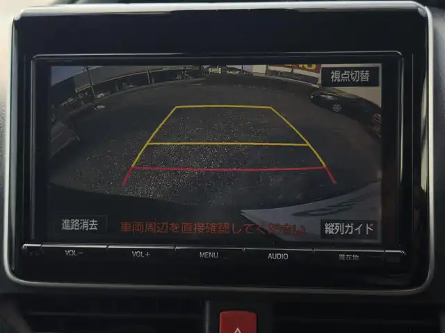 トヨタ ヴォクシー ZS 煌Ⅱ 熊本県 2016(平28)年 10万km ブラック 純正9インチナビ（NSZT-Y66T）/【フルセグTV/Bluetooth/CD/DVD/HDMI】/バックカメラ/純正12.1インチフリップダウンモニター/両側パワースライドドア/衝突被害軽減システム/車線逸脱警報/オートLEDヘッドライト/プッシュスタート/スマートキー/純正16インチAW/ドライブレコーダー/ETC/ウインカーミラー