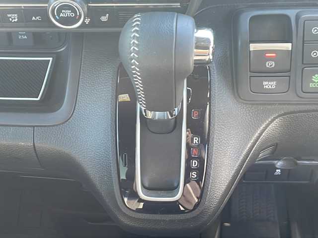 ホンダ Ｎ ＢＯＸ カスタム L ターボ 静岡県 2023(令5)年 2.5万km プラチナホワイトパール /ワンオーナー//純正ナビ/地デジTV//CD/DVD/Bluetooth//バックカメラ//ホンダセンシング//両側パワースライドドア//ハーフレザーシート//純正15インチAW//スマートキー//ETC//保証書//取説