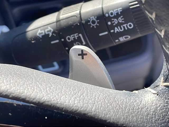 ホンダ Ｎ ＢＯＸ カスタム L ターボ 静岡県 2023(令5)年 2.5万km プラチナホワイトパール /ワンオーナー//純正ナビ/地デジTV//CD/DVD/Bluetooth//バックカメラ//ホンダセンシング//両側パワースライドドア//ハーフレザーシート//純正15インチAW//スマートキー//ETC//保証書//取説