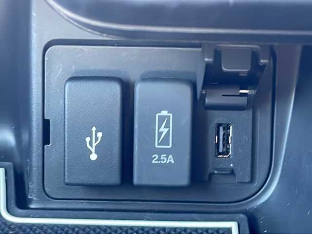 ホンダ Ｎ ＢＯＸ カスタム L ターボ 静岡県 2023(令5)年 2.5万km プラチナホワイトパール /ワンオーナー//純正ナビ/地デジTV//CD/DVD/Bluetooth//バックカメラ//ホンダセンシング//両側パワースライドドア//ハーフレザーシート//純正15インチAW//スマートキー//ETC//保証書//取説