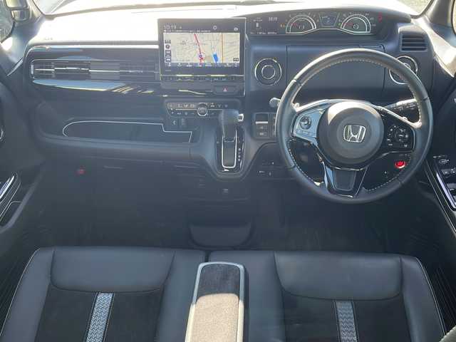 ホンダ Ｎ ＢＯＸ カスタム L ターボ 静岡県 2023(令5)年 2.5万km プラチナホワイトパール /ワンオーナー//純正ナビ/地デジTV//CD/DVD/Bluetooth//バックカメラ//ホンダセンシング//両側パワースライドドア//ハーフレザーシート//純正15インチAW//スマートキー//ETC//保証書//取説