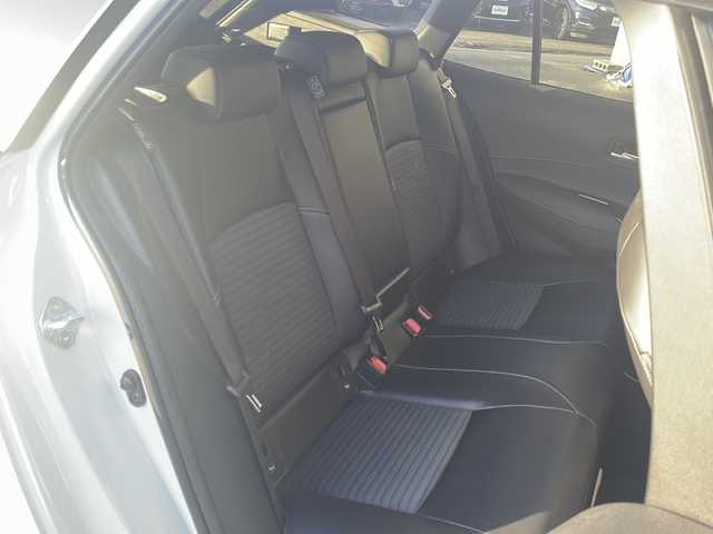 トヨタ カローラツーリング ハイブリッド ダブルバイビー 京都府 2022(令4)年 4.1万km ブラックマイカ/プラチナホワイトパールマイカ モデリスタエアロ　純正ディスプレイオーディオ　ナビ　フルセグ　Ｂｌｕｅｔｏｏｔｈオーディオ　ＤＶＤ再生　レーダークルーズ　ＬＥＤヘッドライト　クリアランスソナー　ビルトインＥＴＣ　スマートキー　禁煙車