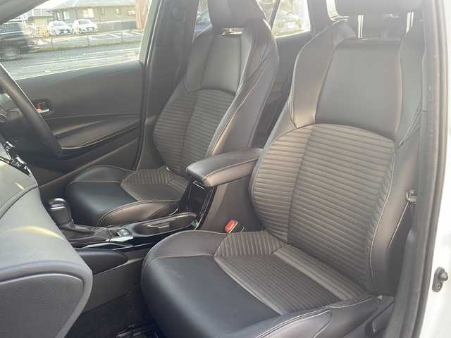 トヨタ カローラツーリング ハイブリッド ダブルバイビー 京都府 2022(令4)年 4.1万km ブラックマイカ/プラチナホワイトパールマイカ モデリスタエアロ　純正ディスプレイオーディオ　ナビ　フルセグ　Ｂｌｕｅｔｏｏｔｈオーディオ　ＤＶＤ再生　レーダークルーズ　ＬＥＤヘッドライト　クリアランスソナー　ビルトインＥＴＣ　スマートキー　禁煙車