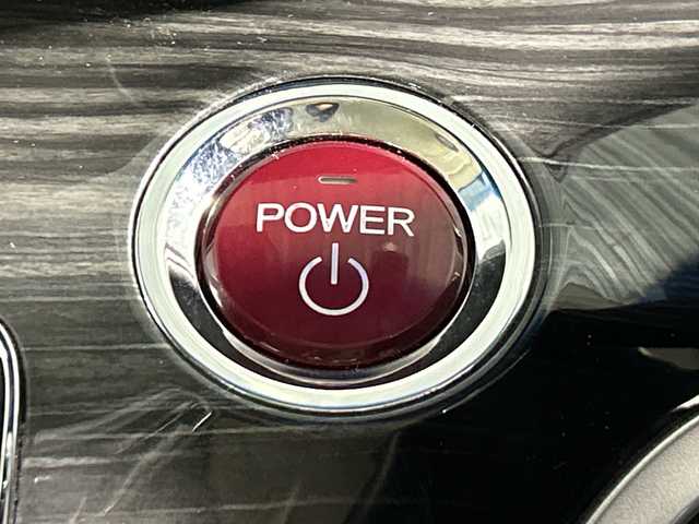 ホンダ オデッセイ ハイブリッド アブソルート ホンダセンシング 神奈川県 2016(平28)年 6.5万km プレミアムヴィーナスブラックP 純正８型SDナビゲーション【VXM-175VFNi】/フルセグ　CD DVD　SDMUSICRACK　AM FM/バックカメラ/両側電動スライドドア【サンシェード】/ホンダセンシング/衝突軽減ブレーキ/歩行者事故低減ステアリング/アダブティブクルーズコントロール/LKAS車線維持支援システム/路外逸脱抑制機能/誤発進抑制機能/先行車発進お知らせ機能/標識認識機能/前後ソナー/コンフォートビューパッケージ/ECON/EVモード/純正前方ドライブレコーダー/純正ビルトインETC/ブラックプライムスムース合皮/ファブリックコンビシート/運転席パワーシート/２列目オットマン/革巻きステアリング/プッシュスタート/スマートキー/LEDヘッドランプ/オートライト/フロントフォグランプ/純正リアスポイラー/純正17インチアルミホイール