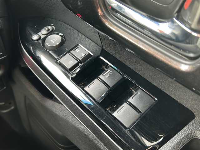 ホンダ Ｎ ＢＯＸ カスタム G EX ホンダセンシング 福岡県 2018(平30)年 10.8万km プレミアムベルベットパープル・パール ホンダセンシング/Gathers8型ナビ/（BT/フルセグ/AM/FM/SD/SDREC/DISC)/Bカメラ/両側パワースライドドア/レーダークルーズコントロール/LEDヘッドライト/オートライト/ハーフレザーシート/DN席シートヒーター/チップアップシート/純正15インチAW/アイドリングストップ/横滑り防止装置/後方コーナーセンサー/レーンキープアシスト/盗難防止装置/衝突被害軽減システム/前方ドライブレコーダー/スマートキー/ETC/保証書/取扱説明書