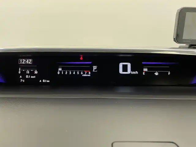 ホンダ ステップワゴン スパーダ クルスピセンシング 大分県 2015(平27)年 6.2万km ホワイトオーキッドパール 純正9インチインターナビ/フルセグTV/ーDISC/ーBluetooth/バックカメラ/ハーフレザー/両側パワースライドドア/ホンダセンシング/衝突軽減ブレーキ/先行車発進お知らせ機能/ACC先行車検知音/標識認識機能/路外逸脱抑制システム/LEDヘッドライト/無限エアロ/純正フリップダウンモニター/レーダークルーズコントロール/オートライト/純正16インチアルミホイール/純正フロアマット/ＥＴＣ/ドライブレコーダー/前席シートヒーター/横滑り防止装置