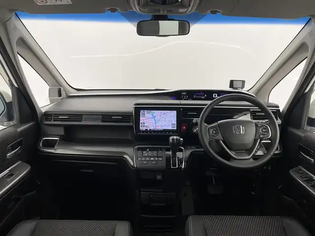 ホンダ ステップワゴン スパーダ クルスピセンシング 大分県 2015(平27)年 6.2万km ホワイトオーキッドパール 純正9インチインターナビ/フルセグTV/ーDISC/ーBluetooth/バックカメラ/ハーフレザー/両側パワースライドドア/ホンダセンシング/衝突軽減ブレーキ/先行車発進お知らせ機能/ACC先行車検知音/標識認識機能/路外逸脱抑制システム/LEDヘッドライト/無限エアロ/純正フリップダウンモニター/レーダークルーズコントロール/オートライト/純正16インチアルミホイール/純正フロアマット/ＥＴＣ/ドライブレコーダー/前席シートヒーター/横滑り防止装置