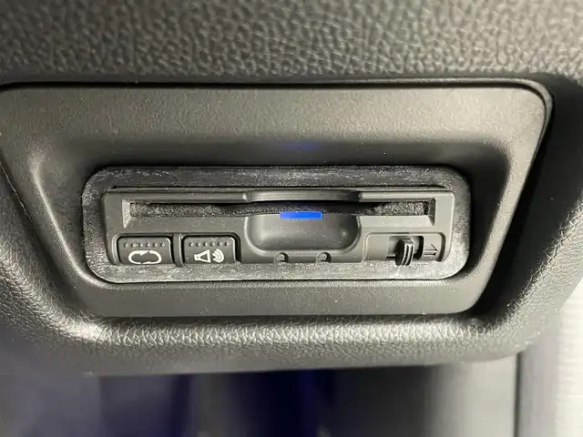 ホンダ ステップワゴン スパーダ クルスピセンシング 大分県 2015(平27)年 6.2万km ホワイトオーキッドパール 純正9インチインターナビ/フルセグTV/ーDISC/ーBluetooth/バックカメラ/ハーフレザー/両側パワースライドドア/ホンダセンシング/衝突軽減ブレーキ/先行車発進お知らせ機能/ACC先行車検知音/標識認識機能/路外逸脱抑制システム/LEDヘッドライト/無限エアロ/純正フリップダウンモニター/レーダークルーズコントロール/オートライト/純正16インチアルミホイール/純正フロアマット/ＥＴＣ/ドライブレコーダー/前席シートヒーター/横滑り防止装置