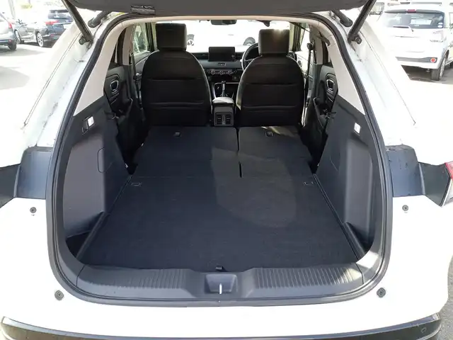 ホンダ ヴェゼル ハイブリッド e:HEV Z 福井県 2021(令3)年 1.9万km プラチナホワイトパール 純正9インチナビ/AM/FM/フルセグ/BT/USB/バックカメラ/無限エアロ/アダプティブクルーズコントロール/前後コーナーセンサー/衝突被害軽減システム/BSM/レーンキープアシスト/横滑り防止装置/ETC２．０/ワイヤレス充電/前後ドライブレコーダー/SOSボタン/前席シートヒーター/オートブレーキホールド/ハーフレザーシート/ステアリングヒーター/電動リアゲート/純正フロアマット/パドルシフト/純正18インチAW/LEDヘッドライト/スマートキー