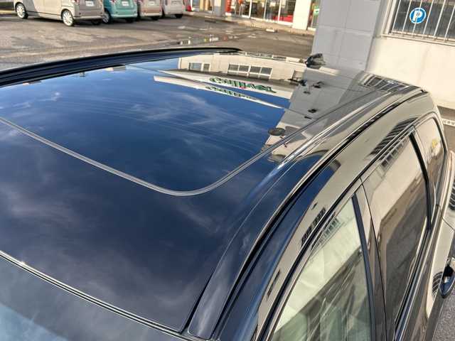 ボルボ ボルボ ＸＣ６０ リチャージ アルティメイト T6 AWD PHV 富山県 2024(令6)年 0.9万km 黒 4WD/サンルーフ/全周囲カメラ/レザーシート/ルーフレール/ステップ/メーカーOP11.2センターディスプレイ/Apple Car Play/USB/12.3デジタル液晶ドライバーディスプレイ/スマートキー/前席パワーシート/全席シートヒーター/HUD/クリアランスソナー/純正360°ドラレコ/置くだけ充電/プッシュスタート/レーダークルコン/オートライト/オートハイビーム/オートリトラミラー/電動Pブレーキ/トノカバー/充電ケーブル/ISOFIX対応/パワーバックドア/保証書・取説