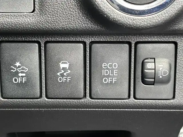 ダイハツ キャスト アクティバ X SAⅡ 青森県 2016(平28)年 5.5万km ディープブルークリスタルマイカ ４WD/純正ナビ/フルセグTV/CD/DVD/BT/バックカメラ/オートライト/前後ドラレコ/スマートキー/プッシュスタート/15インチ純正鉄ホイール付きサマータイヤ積込