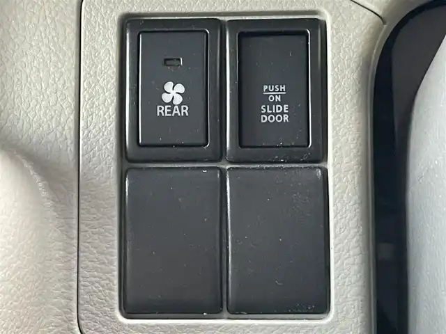 スズキ エブリィ ワゴン PZターボ 愛知県 2019(平31)年 7万km パールホワイト /ナビ//BT/フルセグ/USB/MSV//バックカメラ//前後ドライブレコーダー//ETC//片側パワースライドドア//純正14AW//衝突軽減ブレーキ//横滑り防止装置//LEDオートライト//フォグランプ//電動格納ミラー//バニティミラー//プッシュスタート//純正フロアマット//純正ドアバイザー//スペアスマートキー//新車時保証書//取扱説明書