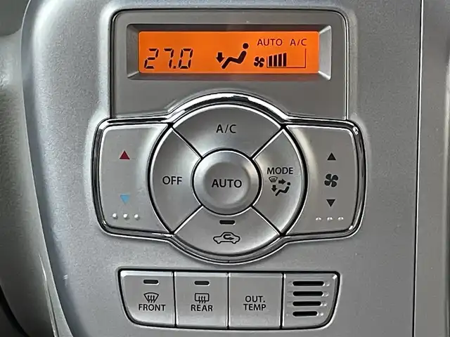 スズキ エブリィ ワゴン PZターボ 愛知県 2019(平31)年 7万km パールホワイト /ナビ//BT/フルセグ/USB/MSV//バックカメラ//前後ドライブレコーダー//ETC//片側パワースライドドア//純正14AW//衝突軽減ブレーキ//横滑り防止装置//LEDオートライト//フォグランプ//電動格納ミラー//バニティミラー//プッシュスタート//純正フロアマット//純正ドアバイザー//スペアスマートキー//新車時保証書//取扱説明書