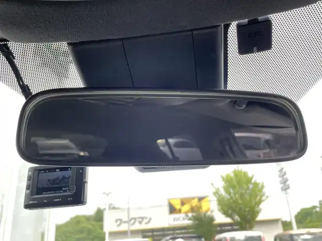 トヨタ Ｃ－ＨＲ S－T GRスポーツ 福岡県 2020(令2)年 2.2万km ホワイトパールクリスタルシャイン ナビ機能付き純正ディスプレイオーディオ/（AM/FM/USB/BT/フルセグ/Apple CarPlay/Android Auto）/フロント・サイド・バック・全方位カメラ/レーダークルーズコントロール/プリクラッシュセーフティ/ブラインドスポットモニター/GR専用フロアマット/GR専用ハーフレザーシート/D+N席シートヒーター/前後ドライブレコーダー/ETC/純正19インチアルミホイール/オートライト/オートハイビーム/LEDヘッドライト/フォグランプ/ステアリングスイッチ/テレビキャンセラー/電動パーキングブレーキ/オートホールド/プッシュスタート/スマートキー/オート電動格納ミラー/W+カーテンエアバッグ/DUALオートエアコン/ISO FIX/取扱説明書・記録簿