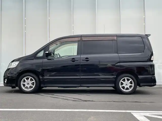 日産 セレナ ハイウェイスター 神奈川県 2007(平19)年 10.4万km スーパーブラック 純正ナビ　/後席モニター　/バックカメラ　/サイドカメラ　/両側パワースライドドア　/スマートキー　/オートエアコン　/オートライト　/ABS　/前方ドライブレコーダー　/社外アルミホイール　/パワーウィンドウ/パワーステアリング