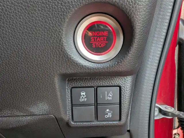 ホンダ Ｎ ＢＯＸ 2トン カスタム G L ターボ ホンダセンシング 栃木県 2018(平30)年 11.2万km ミラノレッド (株)IDOMが運営する【じしゃロン宇都宮店】の自社ローン対象車両になります。こちらは現金またはオートローンご利用時の価格です。自社ローンご希望の方は別途その旨お申付け下さい/純正ナビ/CD/DVD/BT/TV/両側パワースライドドア/衝突軽減システム/クルーズコントロール/レーンキープアシスト/パドルシフト/バックカメラ/ETC/ハーフレザーシート/スマートキー/プッシュスタート