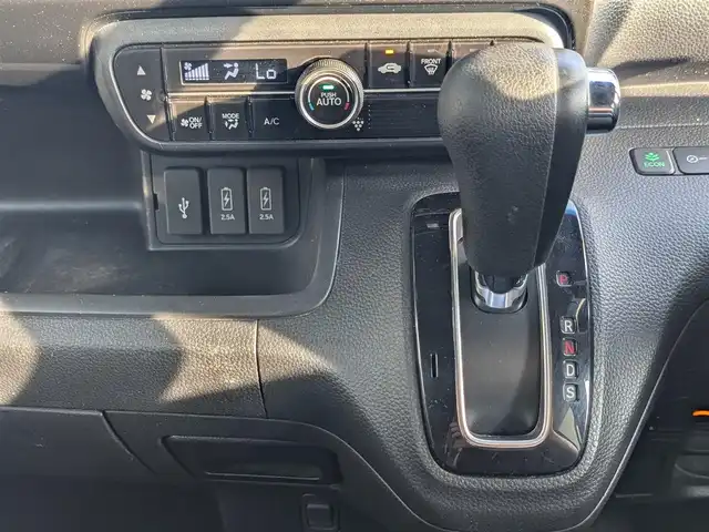ホンダ Ｎ ＢＯＸ 2トン カスタム G L ターボ ホンダセンシング 栃木県 2018(平30)年 11.2万km ミラノレッド (株)IDOMが運営する【じしゃロン宇都宮店】の自社ローン対象車両になります。こちらは現金またはオートローンご利用時の価格です。自社ローンご希望の方は別途その旨お申付け下さい/純正ナビ/CD/DVD/BT/TV/両側パワースライドドア/衝突軽減システム/クルーズコントロール/レーンキープアシスト/パドルシフト/バックカメラ/ETC/ハーフレザーシート/スマートキー/プッシュスタート