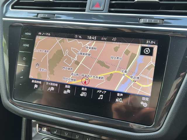 フォルクスワーゲン ティグアン TDI 4モーション Rライン ブラックスタイル 兵庫県 2018(平30)年 8.4万km ディープブラックパールエフェクト ワンオーナー/純正メーカーナビ/ Bluetooth/USB/AppleCarPlay/AndroidAuto/全方位カメラ/４WD/MTモード付AT/純正ビルトインETC2.0/電動リアゲート/ルーフレール/パワーシート（D席）/シートヒーター（D+N席）/シートメモリ/ヘッドアップディスプレイ/ブラインドスポットモニター/オートブレーキホールド/アイドリングストップ/アンチロック・ブレーキ・システム/レーンキープアシスト/パーキングアシスト/前後コーナーセンサー/横滑り防止装置/盗難防止装置/衝突被害軽減システム/パワーウィンドウ/パワーステアリング/純正フロアマット/純正アルミホイール/LEDヘッドライト/エアバッグ（W+サイド）/カーテンエアバッグ/スペアキー（1本）/保証書/取扱説明書