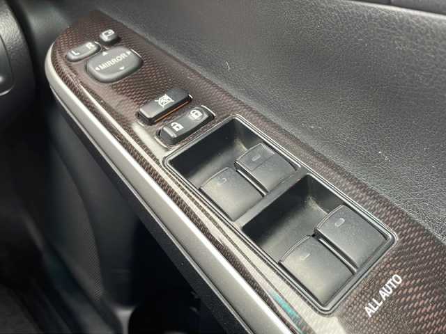 トヨタ カムリ ハイブリット 岩手県 2011(平23)年 12.9万km 紺 純正ナビ　バックカメラ　フルセグ　Ｂｌｕｅｔｏｏｔｈ　ＣＤ／ＤＶＤ再生　ビルドインＥＴＣ　ＬＥＤヘッドライト　盗難防止システム　衝突安全ボディー　フロントエアロパーツ　スマートキー　１８インチＡＷ