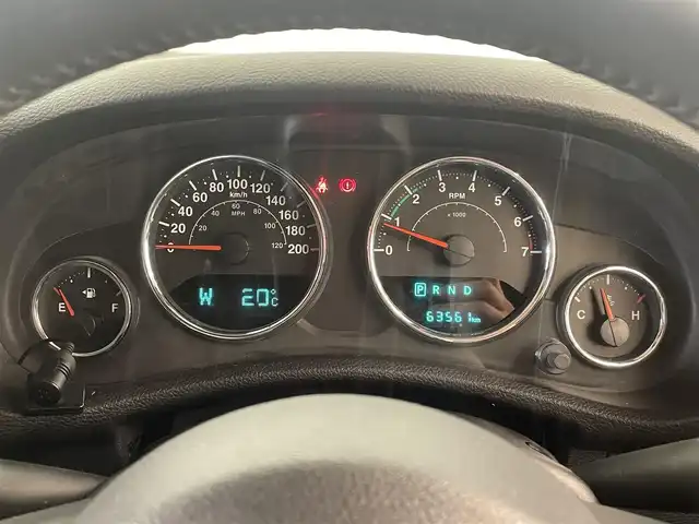 クライスラー・ジープ ジープ ラングラー アンリミテッド スポーツ 岡山県 2018(平30)年 6.4万km ブラック ＡＬＰＩＮＥ製ナビ（ＥＸ９Ｚ）/クルーズコントロール/フルセグ/Ｂｌｕｅｔｏｏｔｈ/ダウンヒルアシスト/純正マット/ＭＴモード付ＡＴ/ＥＴＣ/バックカメラ/純正ＡＷ/社外LEDバルブ/トランクマット/ESC