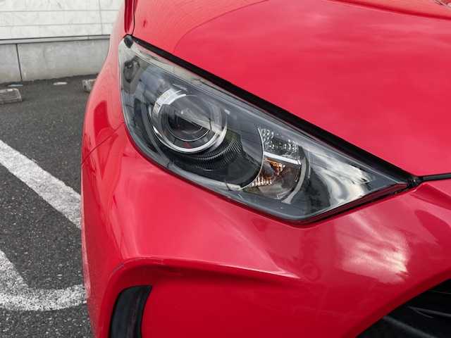 トヨタ ヤリス X 埼玉県 2023(令5)年 0.7万km ブラック/コーラルクリスタルシャイン ワンオーナー/Toyota Safety Sense/   ・プリクラッシュセーフティ/   ・レーンディパーチャーアラート/   ・ロードサインアシスト/   ・オートマチックハイビーム/   ・レーダークルーズコントロール/   ・先行車発進告知機能/純正T-Connectナビ/　DTV/BT/Apple CarPlay/バックカメラ/前後社外ドライブレコーダー（型式：TZ-DR210）/プッシュスタート/スマートキー/スペアキー×1/ビルトインETC/純正フロアマット