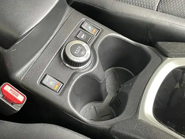 日産 エクストレイル 20X エマージェンシーブレーキ 静岡県 2016(平28)年 11.6万km スチールブルー 衝突軽減Ｂ　/車線逸脱警告　/ＢＳＭ　/レーダークルコン /駐車支援/クリアランスソナー　/シャシー制御　/純正ナビ　/地デジ　/アラウンドビューモニター　/カプロンシート　/シートヒーター　　/ＥＴＣ　/ルーフレール　/オートライト　　/純正１７インチＡＷ/保証書/取説