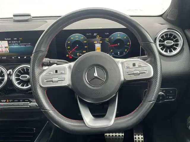 メルセデス・ベンツ ＧＬＢ２００ｄ AMGライン 東京都 2020(令2)年 4.4万km ポーラホワイト パノラミックスライディングルーフ/純正ナビ/USB/Bluetooth接続/360°カメラ/ハーフレザーシート/シートヒーター/ETC2.0/レーダーセーフティパッケージ/アダプティブクルーズコントロール/ブラインドスポットモニター/レーンキープアシスト/衝突被害軽減ブレーキ/スマートキー/ドライブレコーダー/パワーバックドア