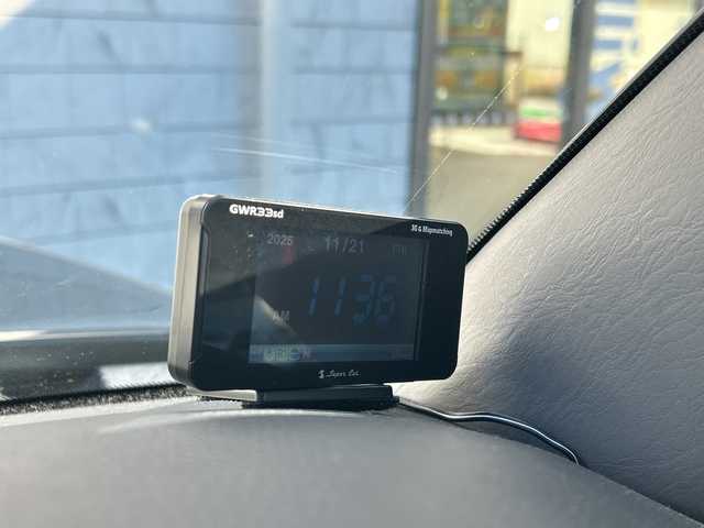 トヨタ ハイラックス サーフ SSR－X LTD 埼玉県 2007(平19)年 14.4万km ブラック ＥＴＣ　/バックカメラ　/純正フロア　/純オーディオ　/ＦＭ／ＡＭ／ＴＶ／ＡＵＸ／ＢＴ／ＳＤ／ＣＤ／ＤＶＤ　/４ＷＤ　/ＬＥＤライト　/センターデフロック　/カロゼリアオーディオ　/レーダー探知機/ルーフレール/社外ナビ/17インチ社外アルミホイール/スペアキー3本/保証書　/取扱説明書