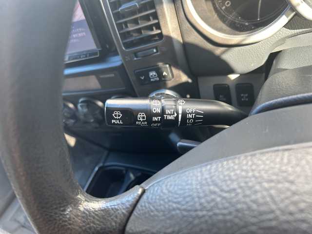 トヨタ ハイラックス サーフ SSR－X LTD 埼玉県 2007(平19)年 14.4万km ブラック ＥＴＣ　/バックカメラ　/純正フロア　/純オーディオ　/ＦＭ／ＡＭ／ＴＶ／ＡＵＸ／ＢＴ／ＳＤ／ＣＤ／ＤＶＤ　/４ＷＤ　/ＬＥＤライト　/センターデフロック　/カロゼリアオーディオ　/レーダー探知機/ルーフレール/社外ナビ/17インチ社外アルミホイール/スペアキー3本/保証書　/取扱説明書