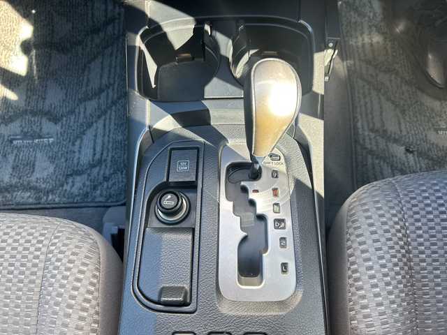 トヨタ ハイラックス サーフ SSR－X LTD 埼玉県 2007(平19)年 14.4万km ブラック ＥＴＣ　/バックカメラ　/純正フロア　/純オーディオ　/ＦＭ／ＡＭ／ＴＶ／ＡＵＸ／ＢＴ／ＳＤ／ＣＤ／ＤＶＤ　/４ＷＤ　/ＬＥＤライト　/センターデフロック　/カロゼリアオーディオ　/レーダー探知機/ルーフレール/社外ナビ/17インチ社外アルミホイール/スペアキー3本/保証書　/取扱説明書