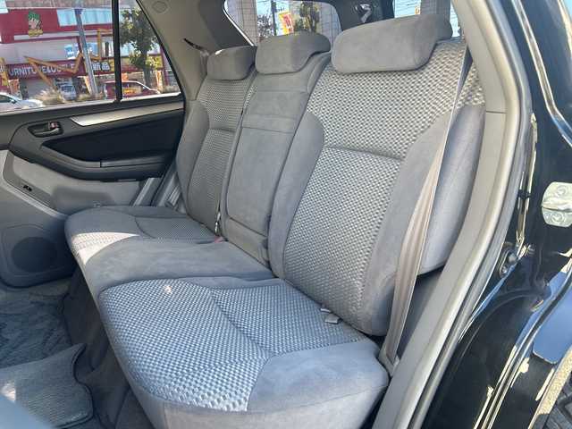 トヨタ ハイラックス サーフ SSR－X LTD 埼玉県 2007(平19)年 14.4万km ブラック ＥＴＣ　/バックカメラ　/純正フロア　/純オーディオ　/ＦＭ／ＡＭ／ＴＶ／ＡＵＸ／ＢＴ／ＳＤ／ＣＤ／ＤＶＤ　/４ＷＤ　/ＬＥＤライト　/センターデフロック　/カロゼリアオーディオ　/レーダー探知機/ルーフレール/社外ナビ/17インチ社外アルミホイール/スペアキー3本/保証書　/取扱説明書