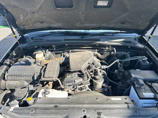 トヨタ ハイラックス サーフ SSR－X LTD 埼玉県 2007(平19)年 14.4万km ブラック ＥＴＣ　/バックカメラ　/純正フロア　/純オーディオ　/ＦＭ／ＡＭ／ＴＶ／ＡＵＸ／ＢＴ／ＳＤ／ＣＤ／ＤＶＤ　/４ＷＤ　/ＬＥＤライト　/センターデフロック　/カロゼリアオーディオ　/レーダー探知機/ルーフレール/社外ナビ/17インチ社外アルミホイール/スペアキー3本/保証書　/取扱説明書