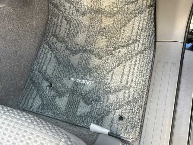 トヨタ ハイラックス サーフ SSR－X LTD 埼玉県 2007(平19)年 14.4万km ブラック ＥＴＣ　/バックカメラ　/純正フロア　/純オーディオ　/ＦＭ／ＡＭ／ＴＶ／ＡＵＸ／ＢＴ／ＳＤ／ＣＤ／ＤＶＤ　/４ＷＤ　/ＬＥＤライト　/センターデフロック　/カロゼリアオーディオ　/レーダー探知機/ルーフレール/社外ナビ/17インチ社外アルミホイール/スペアキー3本/保証書　/取扱説明書