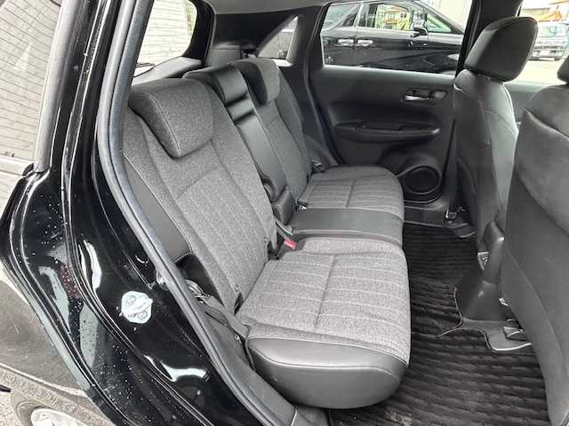 ホンダ フィット e:HEVホーム 大阪府 2023(令5)年 4.6万km クリスタルブラックパール 純正ディスプレイオーディオ(BT/USB/フルセグ)/バックカメラ/衝突被害軽減システム/レーンキープアシスト/コーナーセンサー/アダクティブクルーズコントロール/オートライト/オートマチックハイビーム/純正フロアマット/純正ドライブレコーダー/純正ビルトインETC/ハーフレザー/アイドリングストップ/LEDヘッドライト