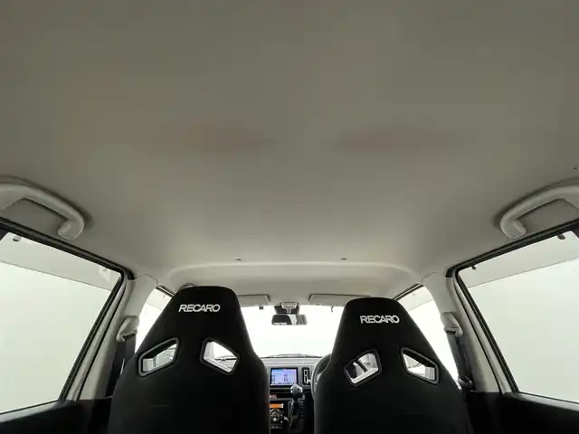 スズキ アルト ワークス 岡山県 2019(平31)年 5.3万km ピュアホワイトP 社外ナビ MR-MZ077/地デジ/Bluetooth/CD/DVD/USB/バックカメラ/ETC/衝突軽減ブレーキ/LEDヘッドライト/オートライト/パドルシフト /レカロシート/ブリッツ車高調/車内純正サス積み込み/フロアマット/プッシュスタート /スマートキー/ターボ/ドアバイザー