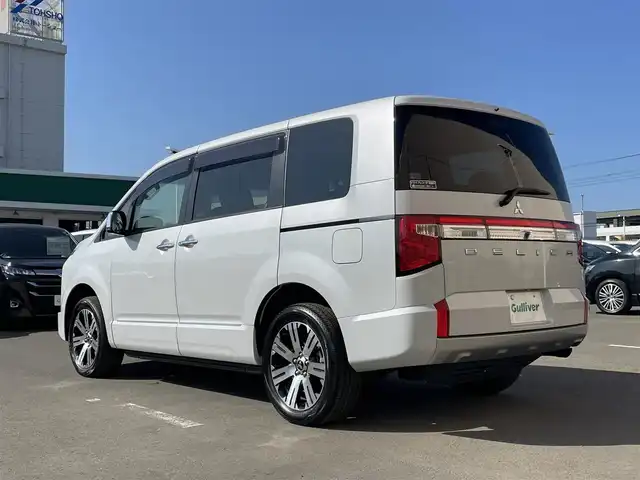 三菱 デリカＤ：５ P 東京都 2023(令5)年 0.1千km ホワイトダイヤモンド 純正10型ナビ /両側パワースライドドア/レーダークルーズコントロール /オートマチックハイビーム /衝突被害軽減ブレーキ /車線逸脱警報システム /誤発進抑制機能 /後側方車両検知警報システム /後退時車両検知/プッシュエンジンスタート/スマートキー/保証書＆取説