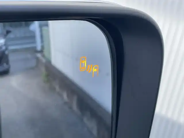 三菱 デリカＤ：５ P 東京都 2023(令5)年 0.1千km ホワイトダイヤモンド 純正10型ナビ /両側パワースライドドア/レーダークルーズコントロール /オートマチックハイビーム /衝突被害軽減ブレーキ /車線逸脱警報システム /誤発進抑制機能 /後側方車両検知警報システム /後退時車両検知/プッシュエンジンスタート/スマートキー/保証書＆取説