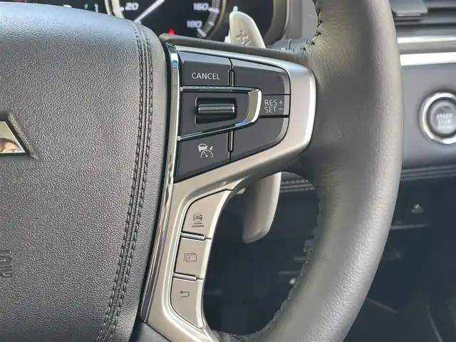 三菱 デリカＤ：５ P 東京都 2023(令5)年 0.1千km ホワイトダイヤモンド 純正10型ナビ /両側パワースライドドア/レーダークルーズコントロール /オートマチックハイビーム /衝突被害軽減ブレーキ /車線逸脱警報システム /誤発進抑制機能 /後側方車両検知警報システム /後退時車両検知/プッシュエンジンスタート/スマートキー/保証書＆取説