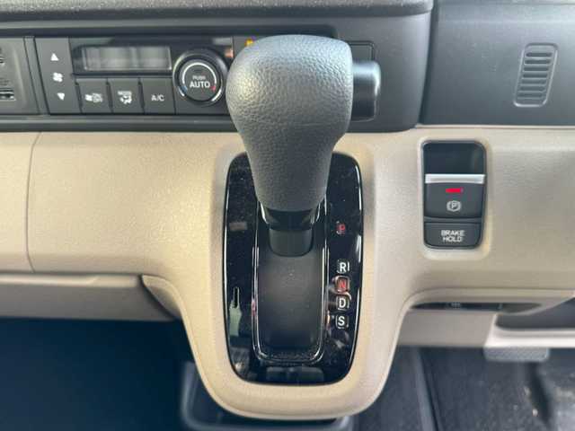 ホンダ Ｎ ＢＯＸ JOY 香川県 2024(令6)年 1.4万km 黄Ⅱ 純正ナビ（フルセグTV/CD，DVD/BT)/全方位モニター/シートヒーター/両側パワースライドドア/コーナーセンサー/両側シートバックテーブル/ビルトインETC/オートライト/ターボ