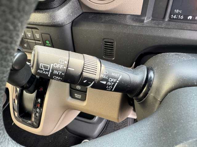 ホンダ Ｎ ＢＯＸ JOY 香川県 2024(令6)年 1.4万km 黄Ⅱ 純正ナビ（フルセグTV/CD，DVD/BT)/全方位モニター/シートヒーター/両側パワースライドドア/コーナーセンサー/両側シートバックテーブル/ビルトインETC/オートライト/ターボ