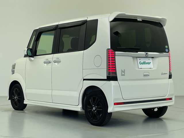 ホンダ Ｎ ＢＯＸ カスタムG SSブラックスタイル 愛知県 2016(平28)年 4.8万km プレミアムホワイトパールⅡ 社外ナビ/・ワンセグ/・Ｂｌｕｅｔｏｏｔｈ/・ＤＶＤ/ＣＤ/バックカメラ/両側パワースライドドア/シートヒーター/シーケンシャルウィンカー/社外ミラー/アイドリングストップ/スペアキー