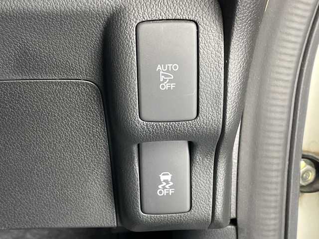 ホンダ Ｎ ＢＯＸ カスタムG SSブラックスタイル 愛知県 2016(平28)年 4.8万km プレミアムホワイトパールⅡ 社外ナビ/・ワンセグ/・Ｂｌｕｅｔｏｏｔｈ/・ＤＶＤ/ＣＤ/バックカメラ/両側パワースライドドア/シートヒーター/シーケンシャルウィンカー/社外ミラー/アイドリングストップ/スペアキー