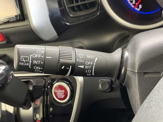 ホンダ Ｎ ＢＯＸ カスタムG SSブラックスタイル 愛知県 2016(平28)年 4.8万km プレミアムホワイトパールⅡ 社外ナビ/・ワンセグ/・Ｂｌｕｅｔｏｏｔｈ/・ＤＶＤ/ＣＤ/バックカメラ/両側パワースライドドア/シートヒーター/シーケンシャルウィンカー/社外ミラー/アイドリングストップ/スペアキー