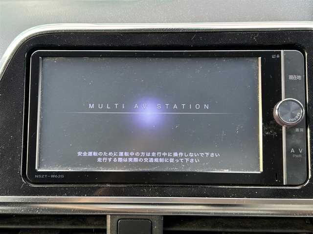 トヨタ シエンタ G 和歌山県 2016(平28)年 8.4万km ブラックマイカ 純正ナビ（NSZT-W62G)/ワンセグTV/（BT/CD/DVD)/バックカメラ/横滑り防止/衝突被害軽減ブレーキ/レーンキープアシスト/オートライト/前方ドラレコ/両側パワスラ/ETC/ステアリングリモコン/純正フロアマット/プッシュスタート/アイドリングストップ/HIDヘッドライト/