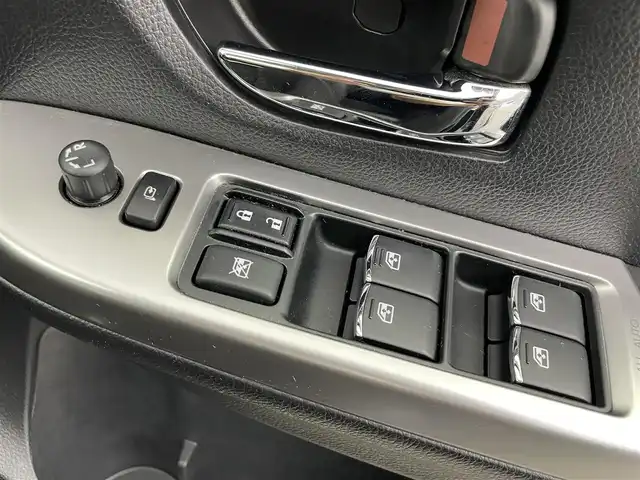 スバル レヴォーグ 1．6GT アイサイト Sスタイル 富山県 2015(平27)年 6.4万km ダークグレーメタリック 4WD/ワンオーナー/純正ナビ(AM/FM/CD/DVD/BT)/フルセグTV/バックカメラ/レーダークルーズコントロール/レーンキープアシスト/電子パーキングブレーキ/ダウンヒルアシストコントロール/衝突軽減ブレーキ/アイドリングストップ/ETC/横滑り防止装置/トノカバー/LEDヘッドライト/オートライト/純正AW/純正フロアマット/スマートキー/スペアキー1本/プッシュスタート/取扱説明書/保証書